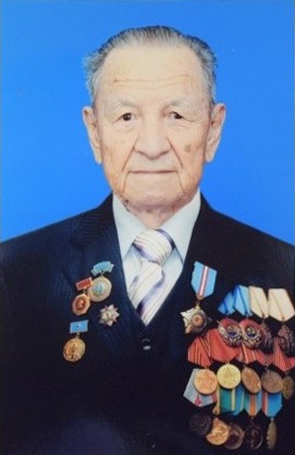 nurmakhanbet-qadgy-adgmetov.jpg