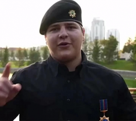 Шешенстан басшысының ұлы жол апатынан комаға түсті