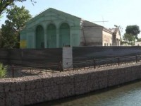 Ескі ресторан сүрілмейді, гүлдейді