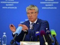 Мәдениет министрі сөзін бөлген ақынға ашуланды