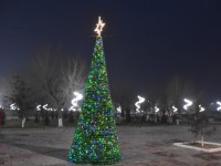 Есімхан алаңына қойылған шырша туралы не білеміз?