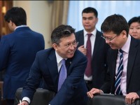 Астананың әкімі жалақы 10 мыңнан 230 мың теңгеге дейін өскенін айтты