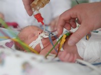 Атырауда 108 нәресте шетінеді: дәрігерлер жас босанған әйелдердің өзін кінәлайды