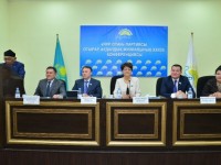 Мәжіліс депутаттары - Отырарда