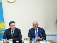 11-інші премьер және 11-інші әкім...