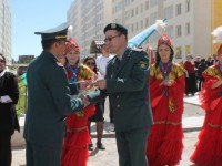 19 офицер пәтерлі болды