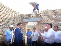 Шымкенттіктер Арыс үйлерін тез және сапалы жөндеуде