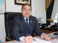 Әкімнің әкесінің атын көпірге беруді ұсынды