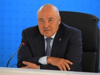 Ө.Шөкеев: Фракцияда өңірдегі өзекті мәселелерді талқылауды күшейтеміз