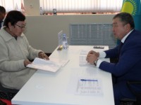 Түркістан: Қ.Айтмұхамбетов 11 тұрғынды арыз-шағымдары бойынша қабылдады