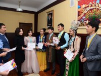 ОҚМПИ ректоры Анар Қайырбекова лауреаттармен кездесті