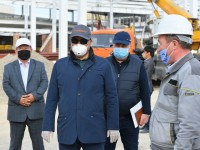 Өмірзақ Шөкеев мердігерлерге Түркістандағы құрылысқа қосымша жұмыс күшін тартуды тапсырды