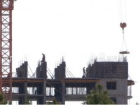 Құрылыс тоқтамайды