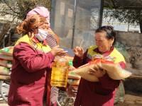 Ордабасылық ардагер аталар мен қажы апаларымыздың елге көмегі