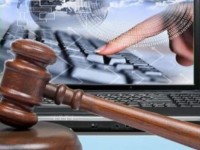 Полицейлер әлеуметтік желіде ақша істеген алаяқ ұстады