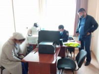 Жаназаға барып жаза басқан әйел жазаға тартылды