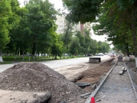 Идет расширение дороги по Туркестанской улице