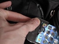 Жымқырған смартфонды сата алмай жүрген ұры ұсталды