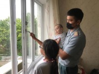 Балаларды қараусыз қалдырмауды ескертеді!