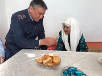 100 жастағы қария 60 жыл төлқұжатсыз жүріпті