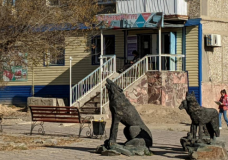 Сәтбаев қаласында 6 жасар қызды иттер талап өлтірді