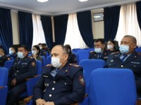 Есеп беру жиынында тұрғындар тәртіп сақшыларына алғыс жаудырды