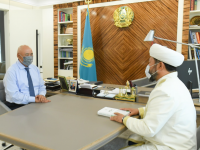 Түркістан облысының әкімі Бас мүфтимен кездесті