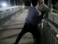 Түркістандық жедел уәкілдің шапшаң әрекетінің арқасында көпірден секірмек болған келіншек құтқарылды