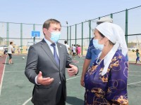 Әйтенов қала көркін ашқан заманауи спорт алаңшасымен танысты