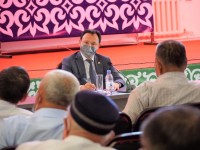 Б.Батыршаев тұрғындардың талап-тілегін тыңдады