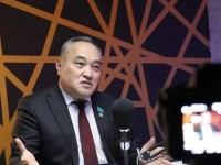 Әкімдерді сыпыра жамандау сәнге айналды - Дархан Мыңбай