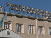 Терезеден кіріп, ақша жымқырған...