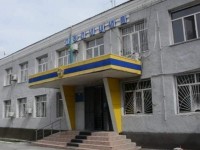 Бейтаныс адамдарға сенім артпаңыз!