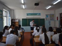 Абайлаңыз, темір жол өткелі!