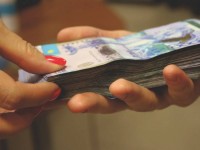 «Сыйақы береміз» деп алдаған...