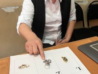 Көршісінің алтынын ұрлаған