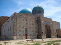 Әмір Темір заманынан келе жатқан Түркістан мистикасы туристерді қызықтырды