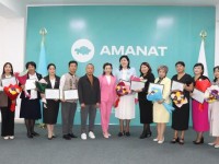 Ұстазға құрмет