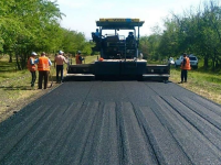 Туристік бағыттағы жолдар жөнделуде