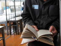 Өзбекстанда кітап оқыған тұтқынның жаза мерзімі қысқарады