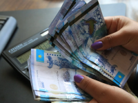 Мұғалімдер мен дәрігерлердің жалақысы өсті