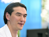 Стэнд-ап комик Нұрлан Сабыров Ресейде қамауға алынды