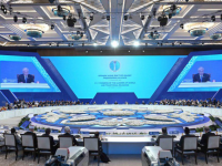 Мемлекет басшысы соңғы өткен Съезден бері әлемде өте жағымсыз үрдістер белең алғанын айтты