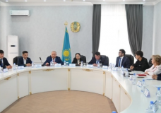 Сарапшылар Шымкенттегі өзекті мәселелерді талқылады